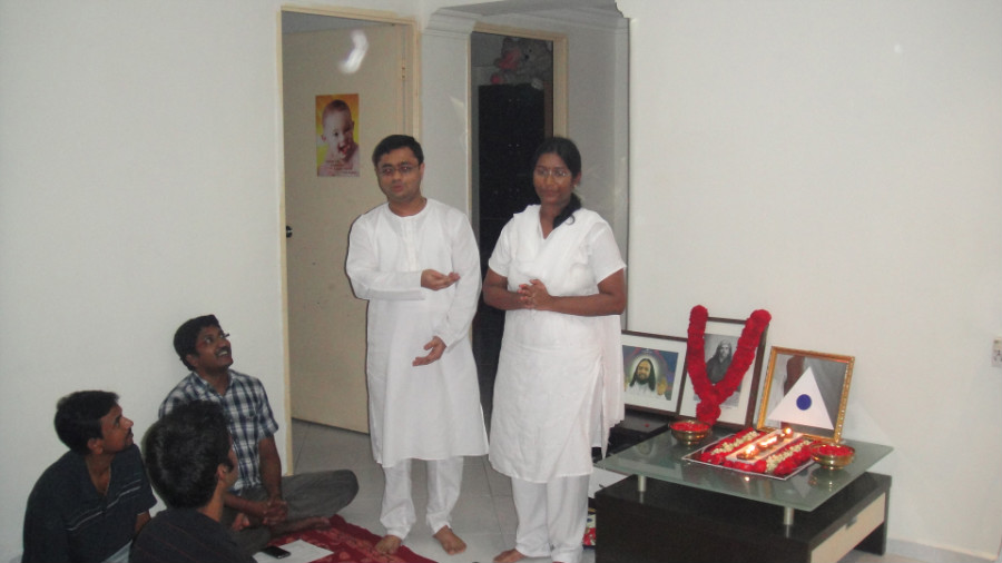 12 Mei Gnanaselvar Senthil Mei Gnanaselvi Kavitha Sharing thier Expereience